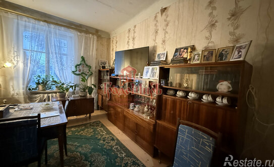 Продажа 3-комн квартиры на вторичном рынке Сергиево-Посадский городской округ, Комсомольская улица,  д. 9