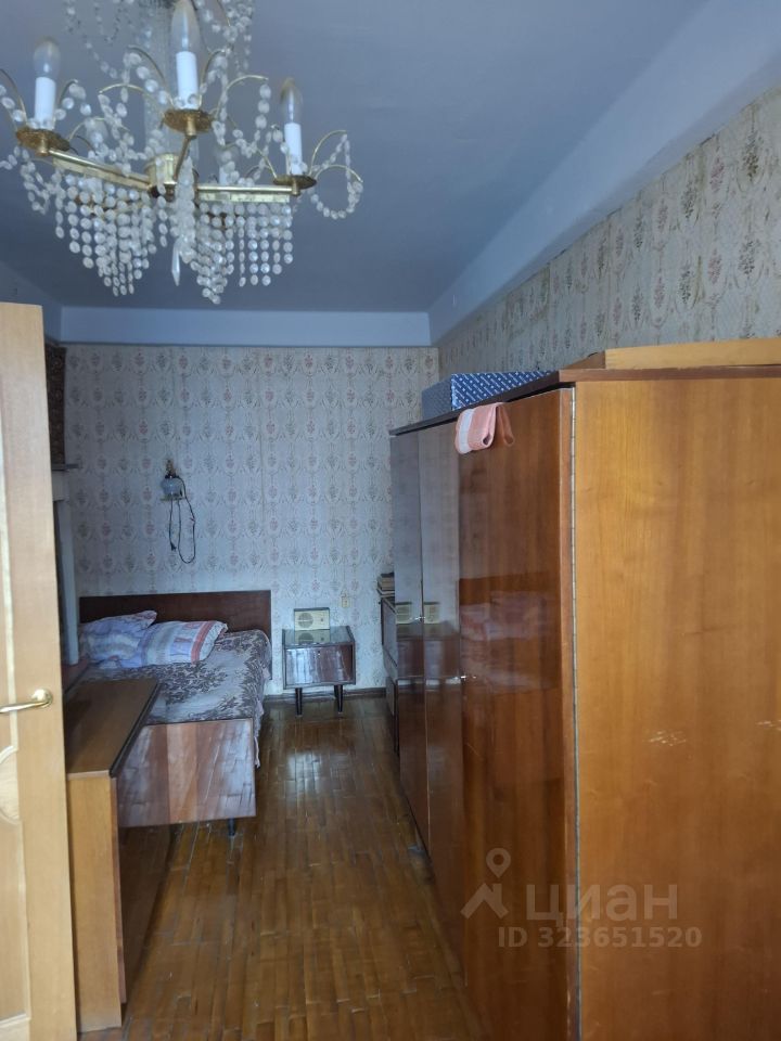 Продажа 2-комн квартиры на вторичном рынке Бухарестская улица, 31К2