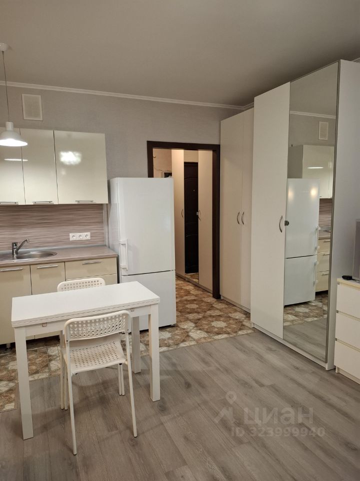 Аренда студии улица Оптиков, 45к1