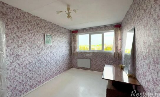 Продажа 3-комн квартиры на вторичном рынке улица Генерала Симоняка,  д. 8 к2