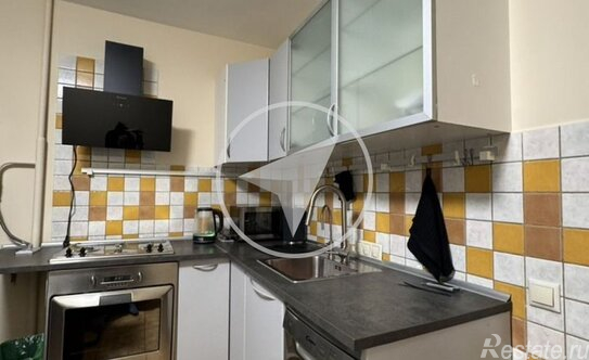 Продажа 3-комн квартиры на вторичном рынке Смоленский бульвар,  д. 6-8