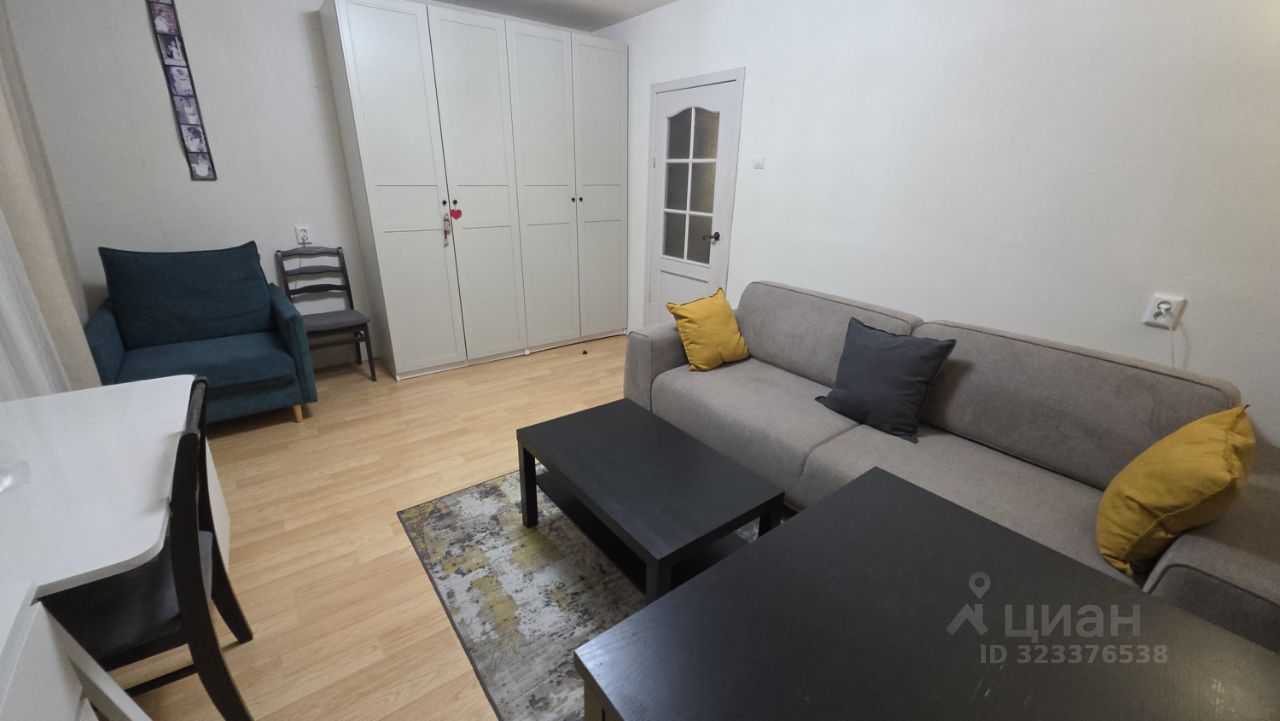 Продажа 2-комн квартиры на вторичном рынке улица Подвойского, 20к1