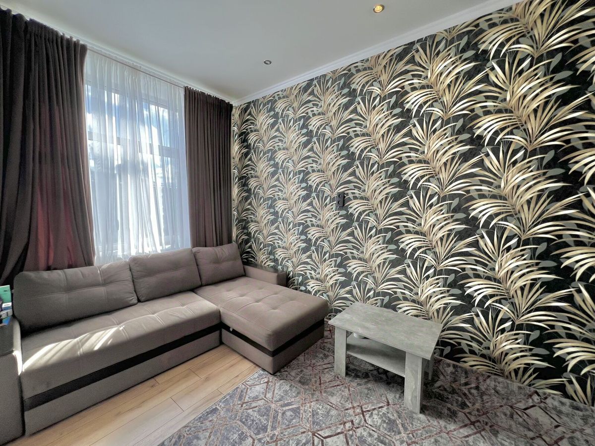 Продажа комнаты Синявинская улица, 16