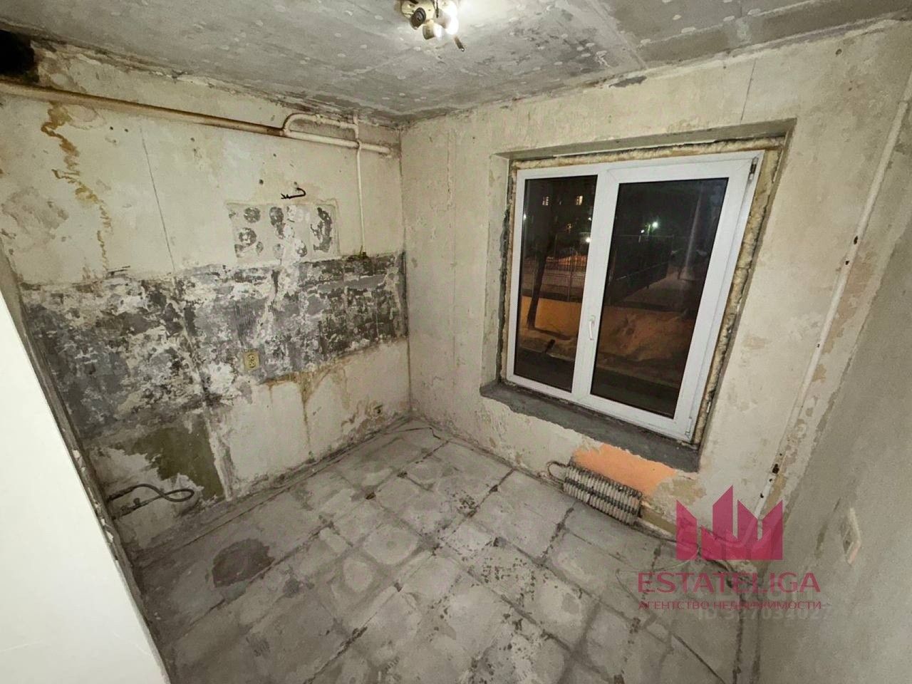 Продажа 2-комн квартиры на вторичном рынке Онежская улица, 18