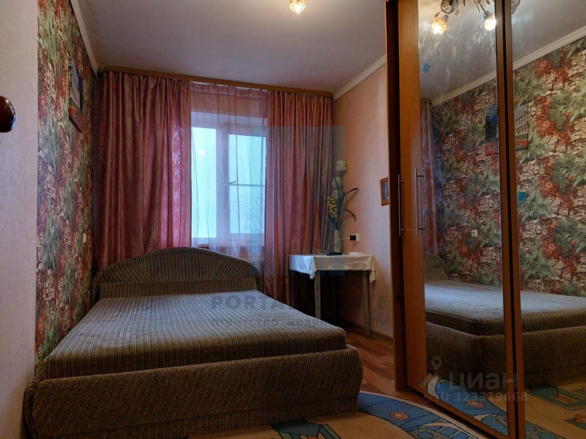 Продажа 2-комн квартиры на вторичном рынке Крюково пгт, улица Зеленая, 3