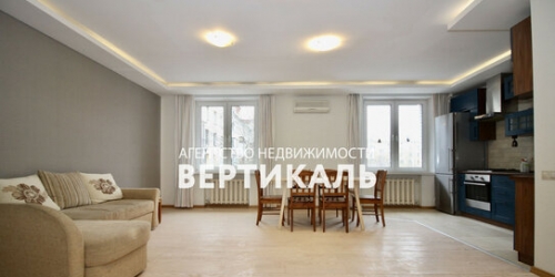 4-комн квартира улица Марии Ульяновой,  д. 15