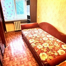 Продажа 2-комн квартиры на вторичном рынке Кириши, ул Советская,  д. 15