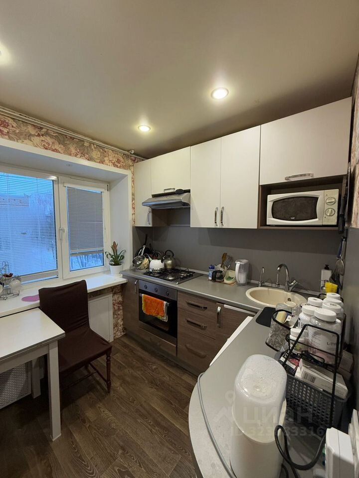 Продажа 2-комн квартиры на вторичном рынке Сергиев Посад, Стахановская улица, 8/40