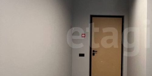 3-комн квартира улица Казакова, 7