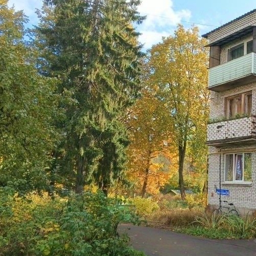 1-комн квартира пос. Ильичево, улица Парковая, 14