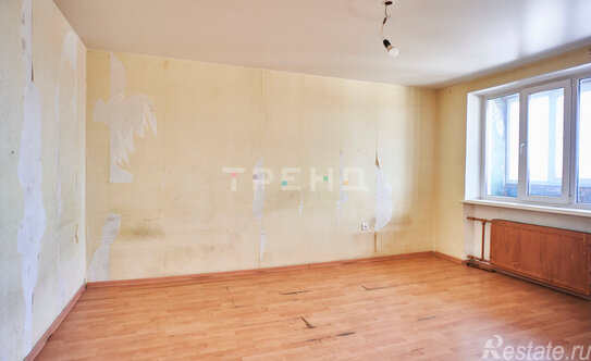 Продажа 2-комн квартиры на вторичном рынке ул Коммуны,  д. 36