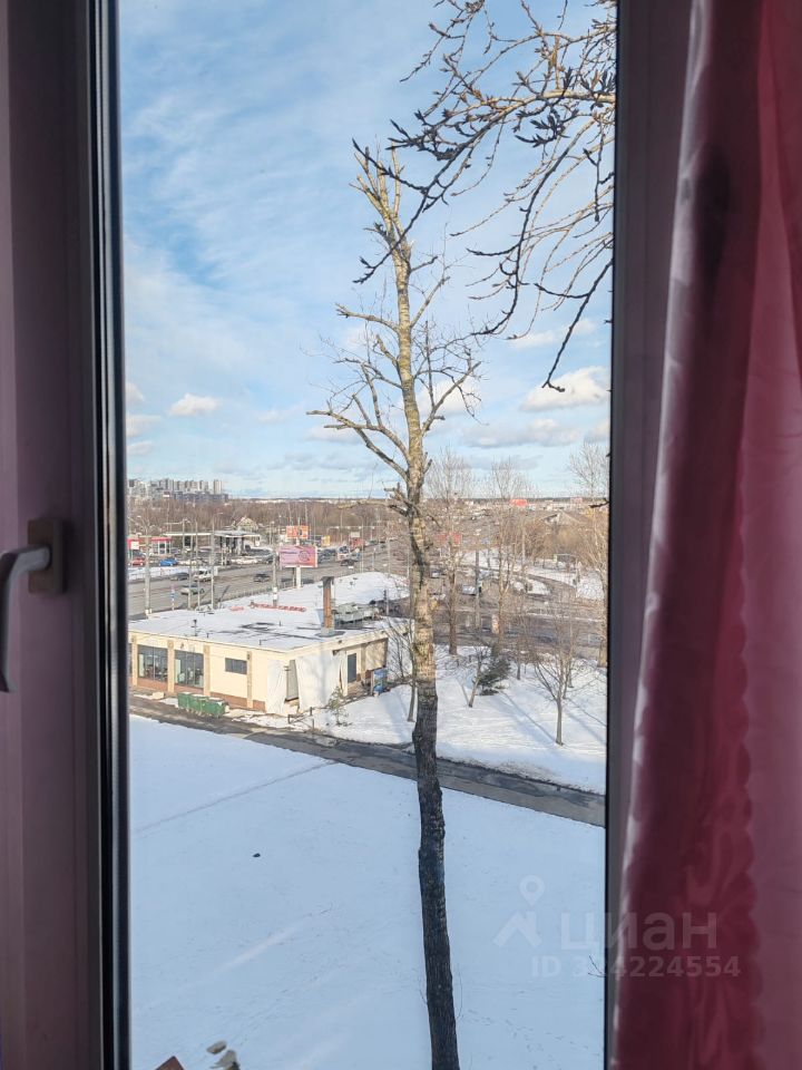 Продажа 2-комн квартиры на вторичном рынке проспект Большевиков, 55К1