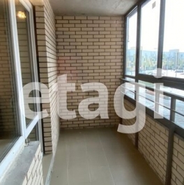 Продажа 2-комн квартиры на вторичном рынке Идрицкая ул,  д. 5 к3