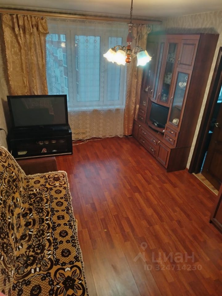 Продажа 3-комн квартиры на вторичном рынке Студеный проезд, 24