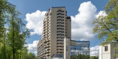 3-комн квартира улица Стасовой,  д. 4