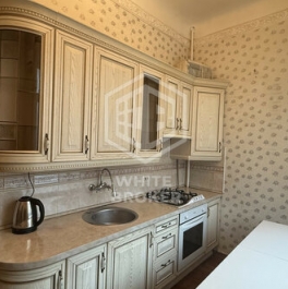 Продажа 2-комн квартиры на вторичном рынке Дорогомиловская Б. ул,  д. 5