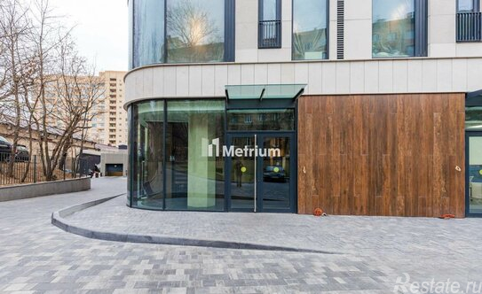 Продажа 4-комн квартиры на вторичном рынке Ленинский пр-кт,  д. 38А,  к. 3