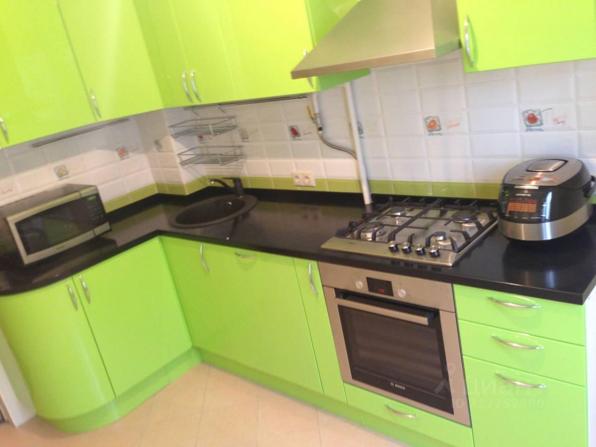 Продажа 3-комн квартиры на вторичном рынке улица Фабрициуса, 24С1