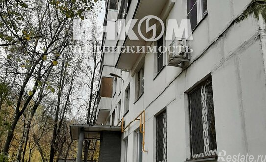 Продажа 2-комн квартиры на вторичном рынке Алтайская улица,  д. 16