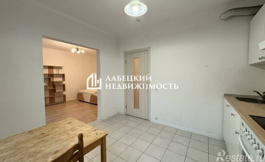 Продажа 2-комн квартиры на вторичном рынке Саларьевская ул,  д. 14 к2