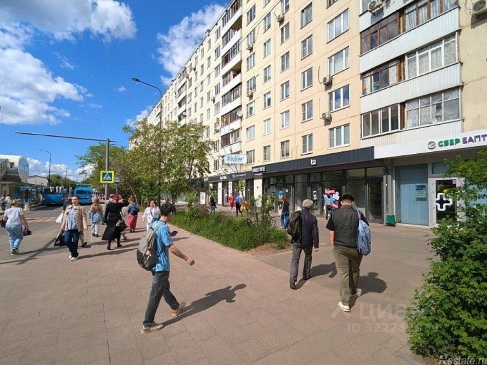 Продажа торгового помещения Планерная улица,  д. 12 к1