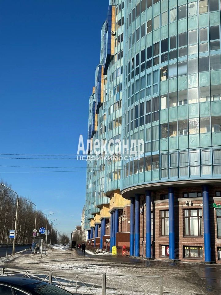 Продажа 2-комн квартиры на вторичном рынке Планерная улица, 63к1