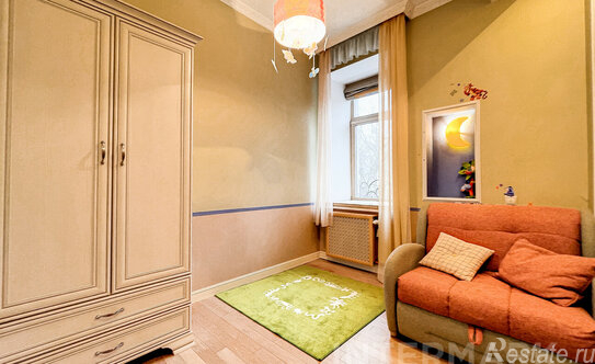 Аренда 4-комн квартиры на вторичном рынке Пушкарёв переулок,  д. 11