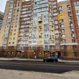 Продажа 2-комн квартиры на вторичном рынке улица Академика Пилюгина