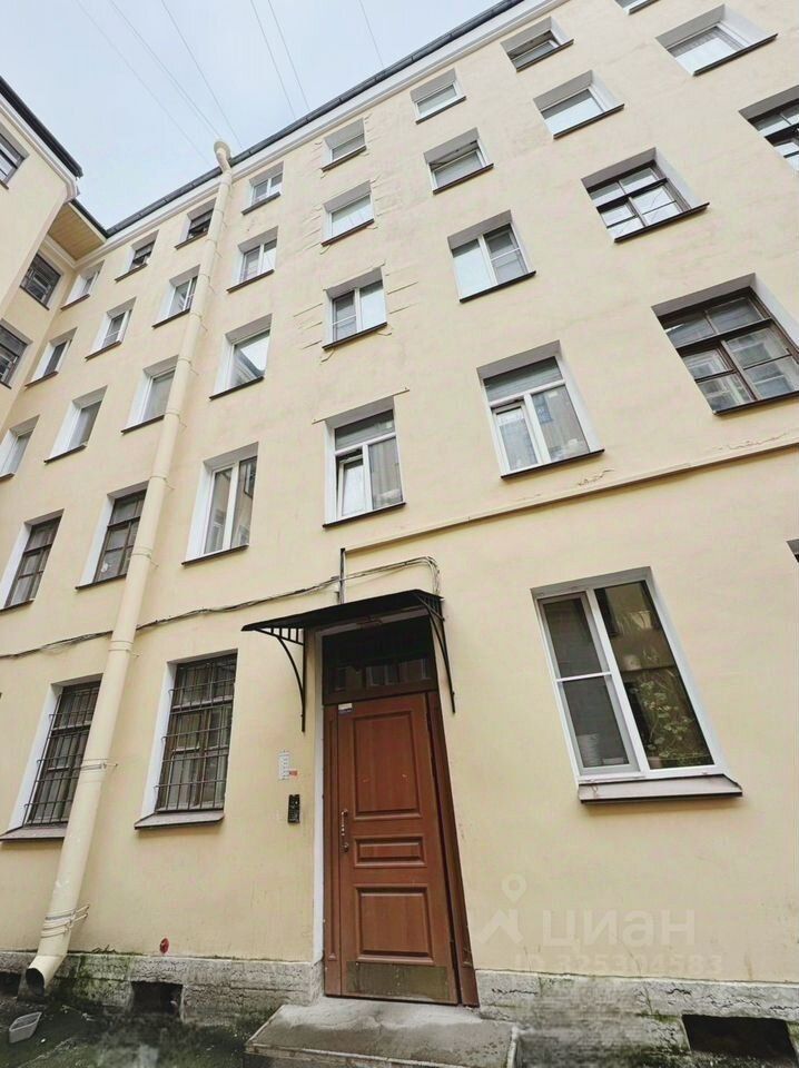 Продажа комнаты Нейшлотский переулок, 15б