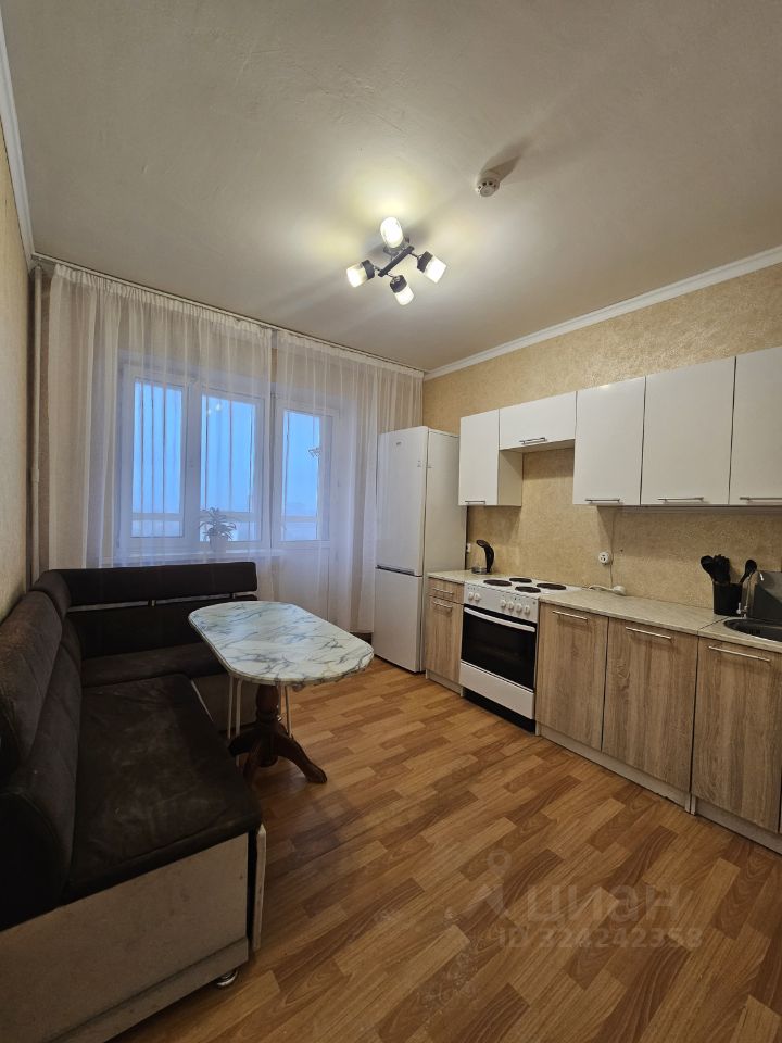 Аренда 2-комн квартиры на вторичном рынке Новокуркинское шоссе, 23/15