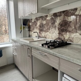 Продажа 1-комн квартиры на вторичном рынке Пушкин г, Алексея Толстого б-р,  д. 15