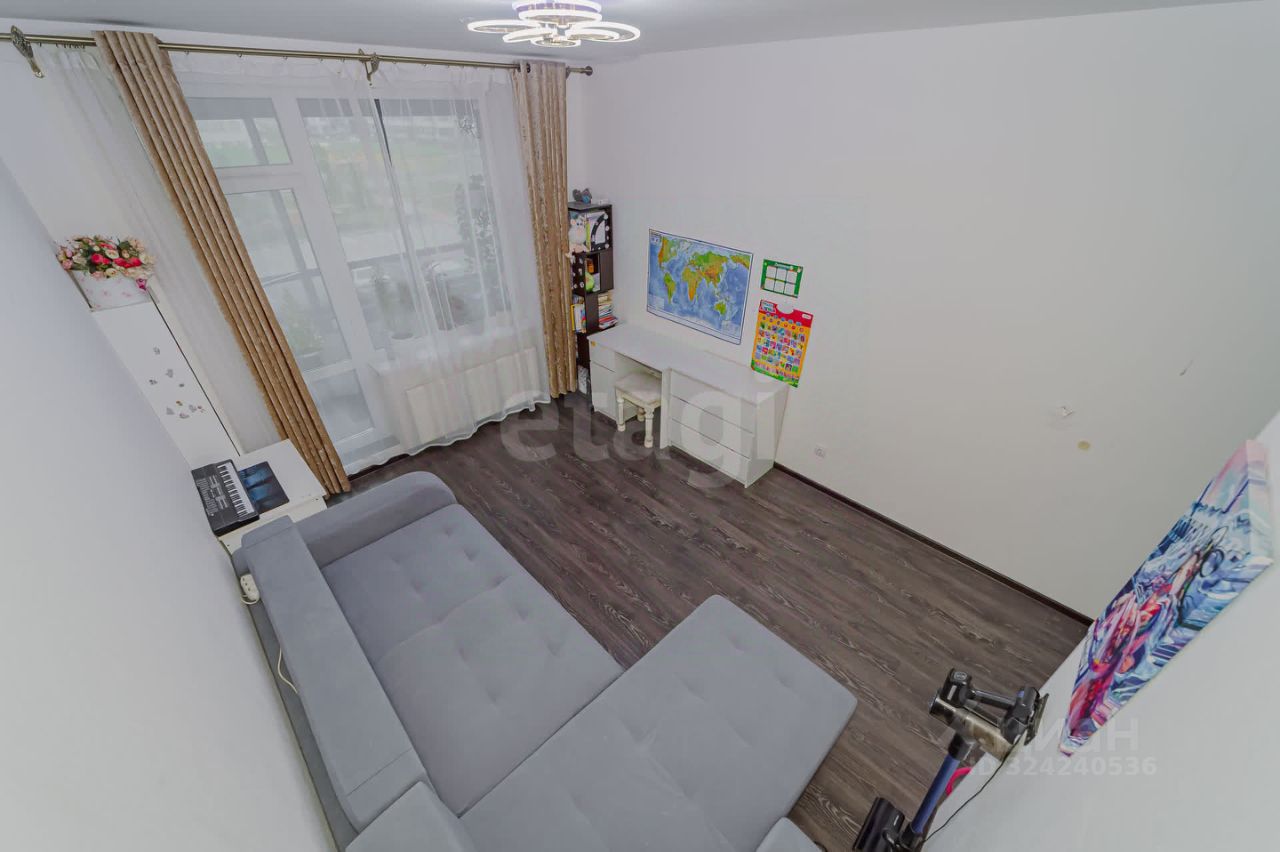 Продажа 3-комн квартиры на вторичном рынке улица Владимира Пчелинцева, 6к2