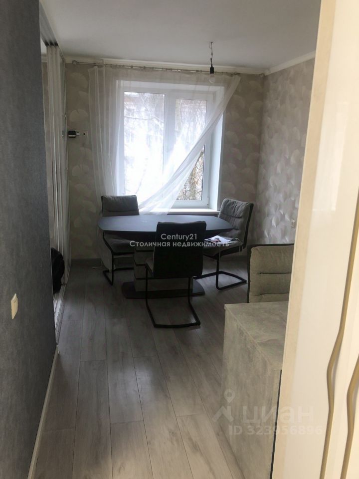 Продажа 3-комн квартиры на вторичном рынке Планетная улица, 18