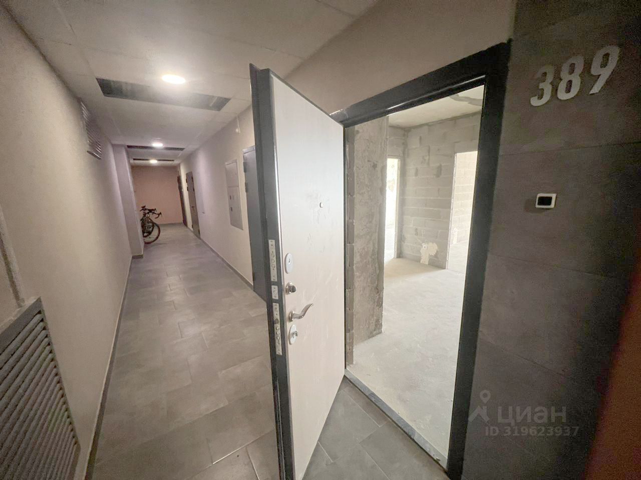 Продажа 3-комн квартиры на вторичном рынке бульвар Головнина, 3к1