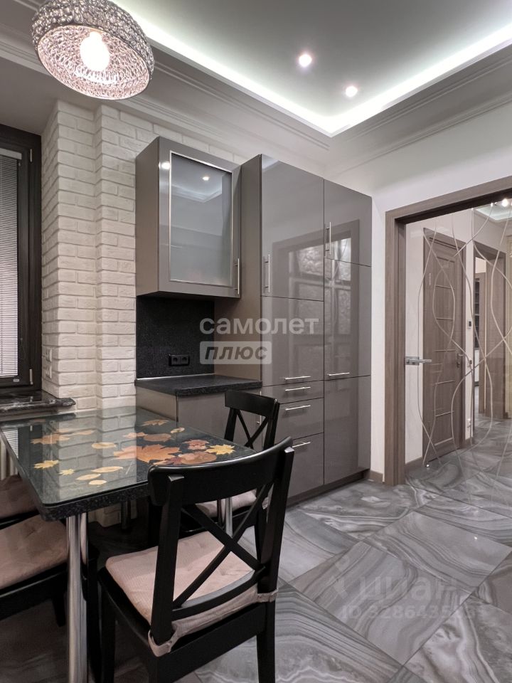 Продажа 4-комн квартиры на вторичном рынке Тверская улица, 6С3