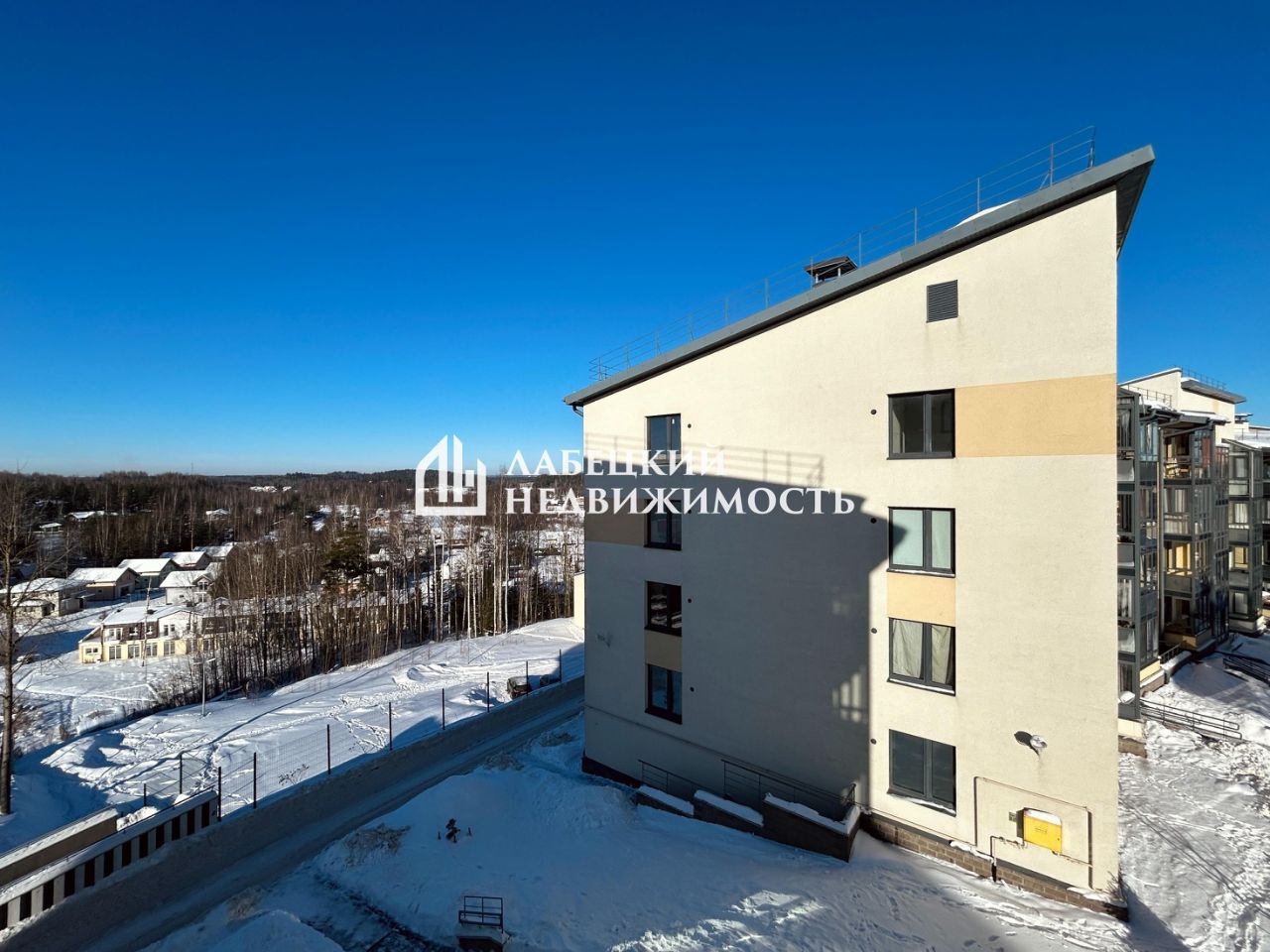 Продажа 3-комн квартиры на вторичном рынке д. Мистолово, улица Горная, 25к2
