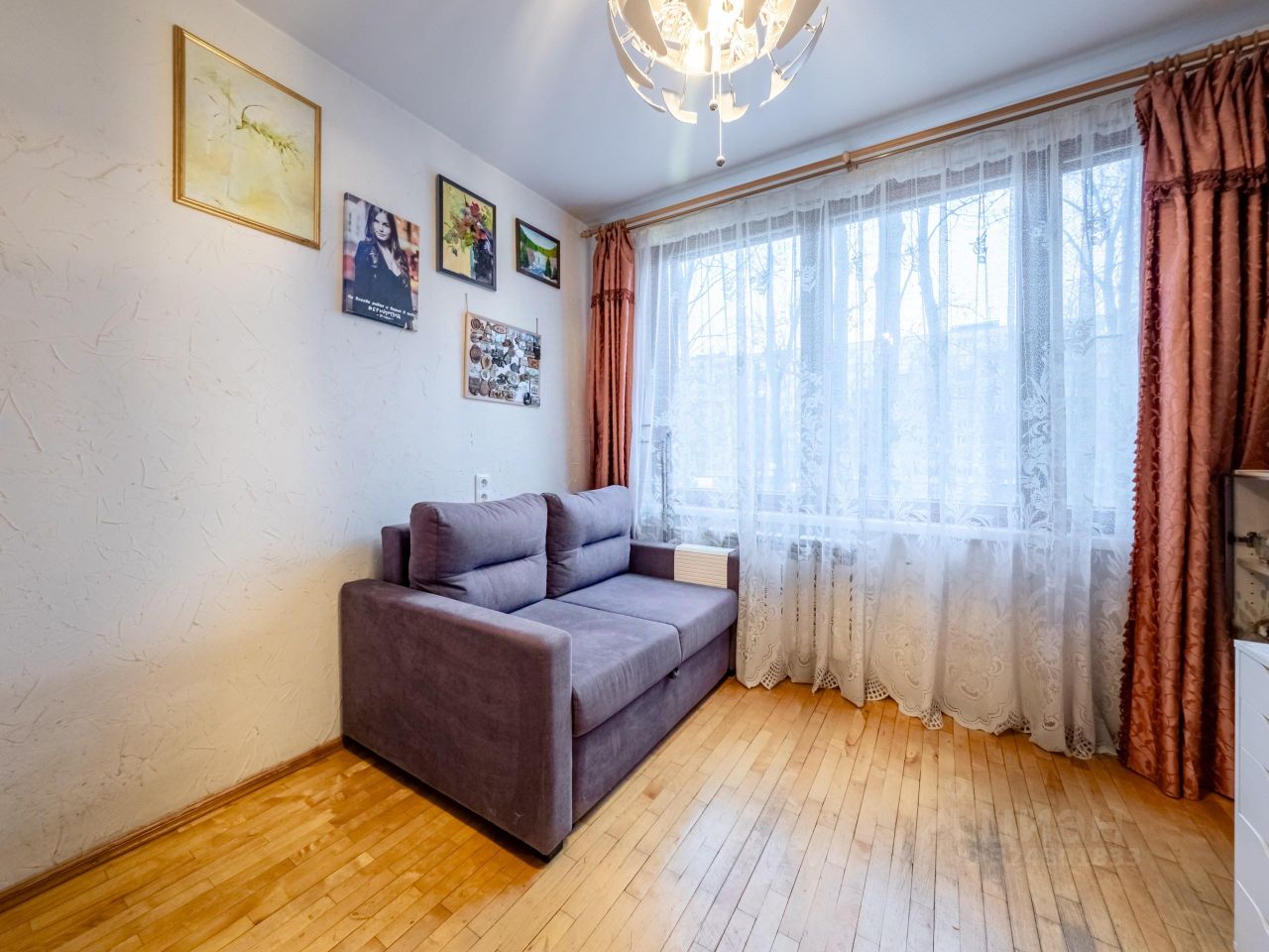 Продажа 2-комн квартиры на вторичном рынке Будапештская улица, 66К1