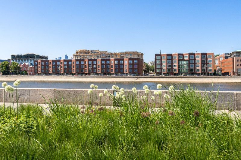 Продажа 4-комн квартиры на вторичном рынке Пречистенская набережная,  д. 5