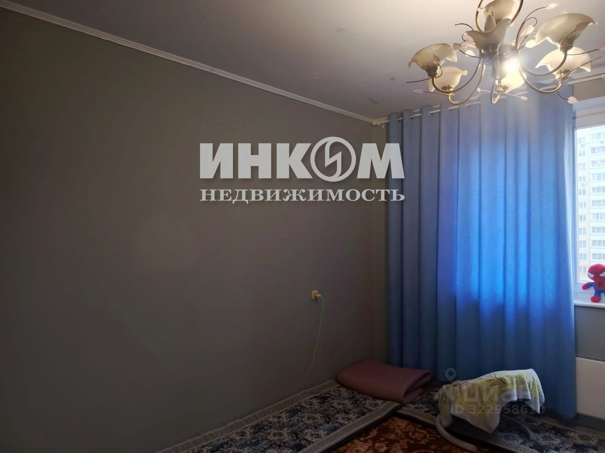 Продажа 2-комн квартиры на вторичном рынке Изюмская улица, 22