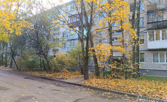 Продажа 2-комн квартиры на вторичном рынке проспект Славы,  д. 30 к3