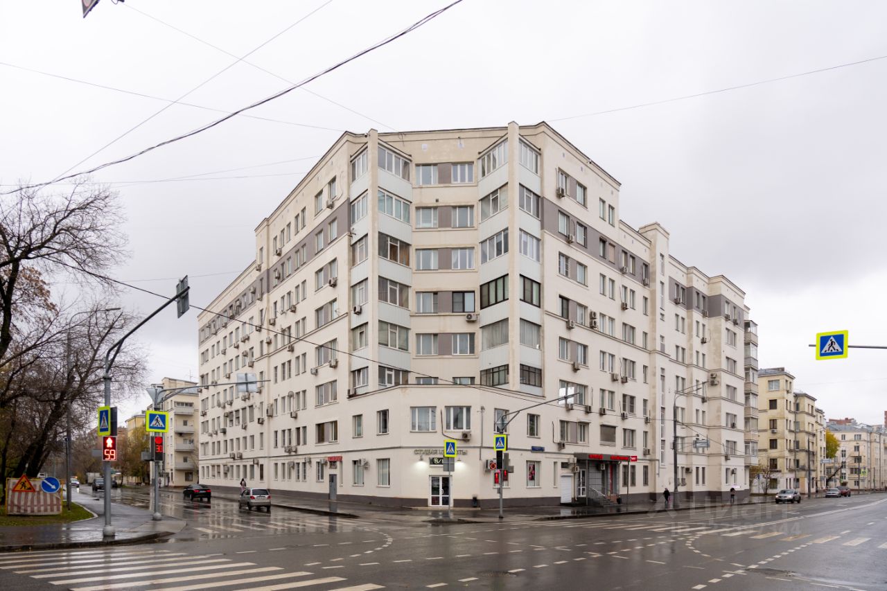 Продажа 2-комн квартиры на вторичном рынке 1-я Дубровская улица, 8/12