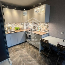 Продажа 2-комн квартиры на вторичном рынке Донецкая улица