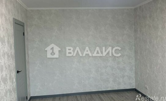 Продажа 1-комн квартиры на вторичном рынке Петергофское ш,  д. 11/21