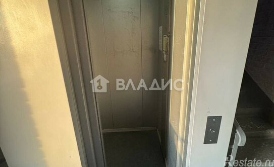 Продажа 2-комн квартиры на вторичном рынке Полюстровский пр-кт,  д. 37