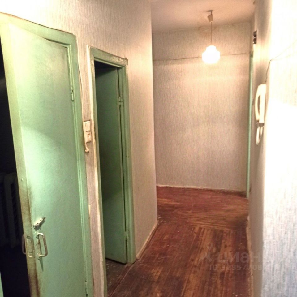 Продажа 2-комн квартиры на вторичном рынке Моховая улица, 32