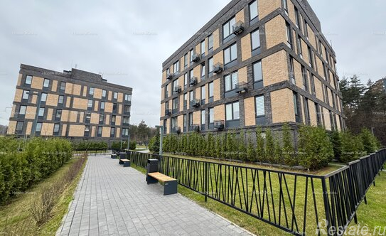 Продажа 3-комн квартиры на вторичном рынке Суханово, Парковая улица,  д. 1 к1