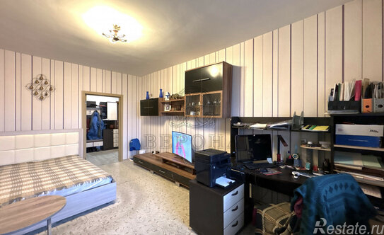 Продажа 1-комн квартиры на вторичном рынке Володарского, улица 3-го Интернационала,  д. 39