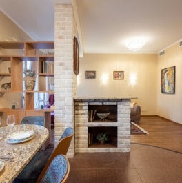 Аренда 3-комн квартиры на вторичном рынке ул Эсперова,  д. 1