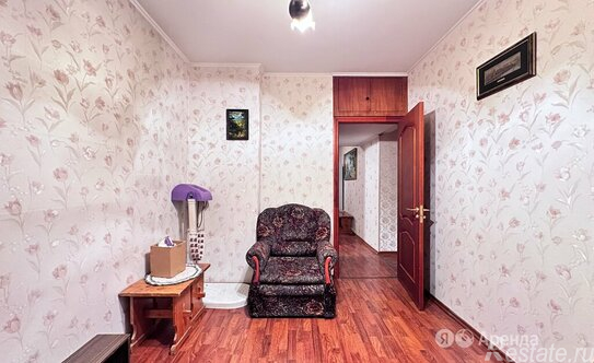 Аренда 4-комн квартиры на вторичном рынке ул Малыгина,  д. 22,  к. 1