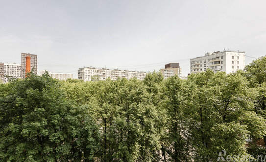 Продажа 5-комн квартиры на вторичном рынке Новоалексеевская улица